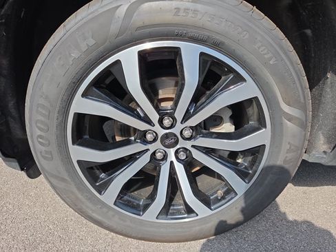 Certified 2023 Ford Explorer ST-Line w/ Class IV Trailer Tow Package AWD/4WD image 5