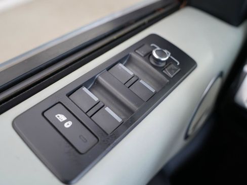 Used 2020 Land Rover Discovery HSE Luxury AWD/4WD image 22