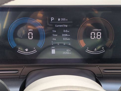 Used 2025 Hyundai Kona SEL FWD image 16