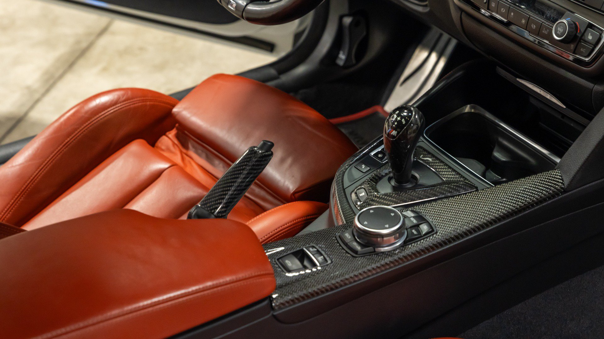 Used 2016 BMW M4 Convertible RWD image 54