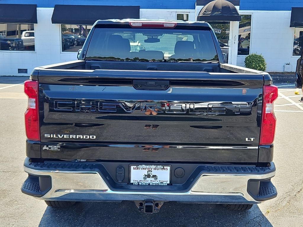 Used 2024 Chevrolet Silverado 1500 LT AWD/4WD image 6