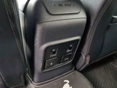 Certified 2023 Ford Bronco Wildtrak image 10