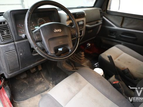 Used 2004 Jeep Wrangler X AWD/4WD image 9