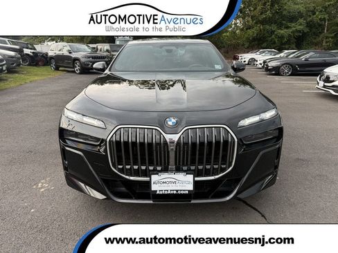 Used 2024 BMW 760i xDrive w/ Executive Package AWD/4WD image 1