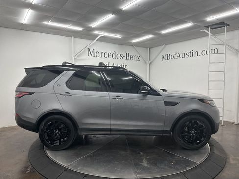 Used 2020 Land Rover Discovery HSE image 8