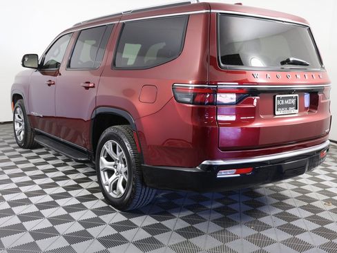 Used 2022 Jeep Wagoneer Series II image 6