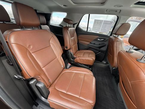 Certified 2018 Chevrolet Traverse High Country image 28