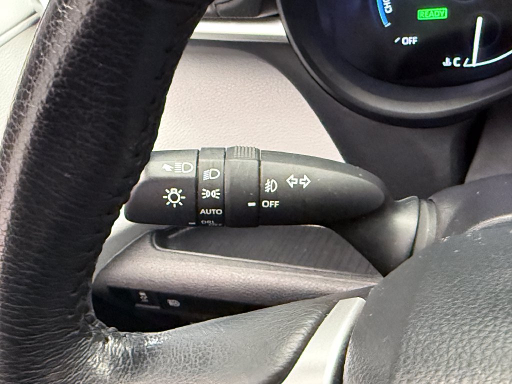Used 2025 Toyota Sienna XLE w/ XLE Plus Package AWD/4WD image 35