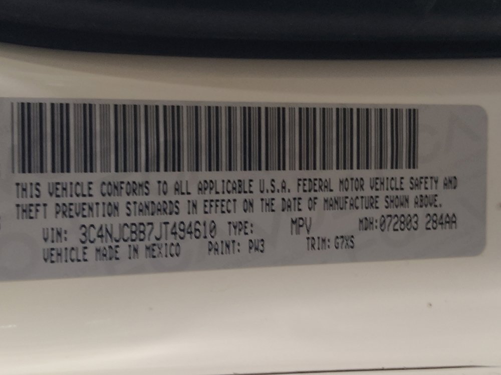 Used 2018 Jeep Compass Latitude w/ Popular Equipment Group FWD image 33