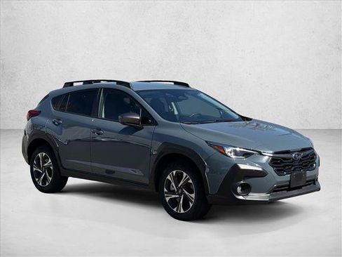 Used 2024 Subaru Crosstrek 2.0i Premium w/ Popular Package #3 AWD/4WD image 3