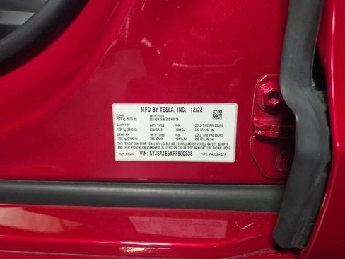 Used 2023 Tesla Model S Standard Range image 17