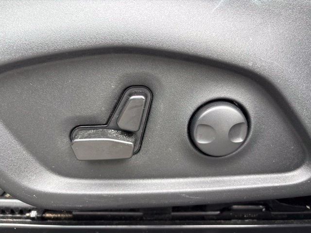 Used 2022 Jeep Compass Limited AWD/4WD image 21