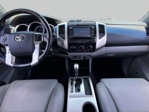Used 2014 Toyota Tacoma PreRunner w/ Limited Package RWD image 14