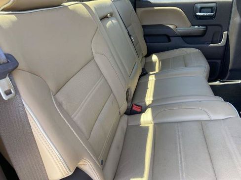 Used 2017 GMC Sierra 2500 Denali w/ Duramax Plus Package AWD/4WD image 22