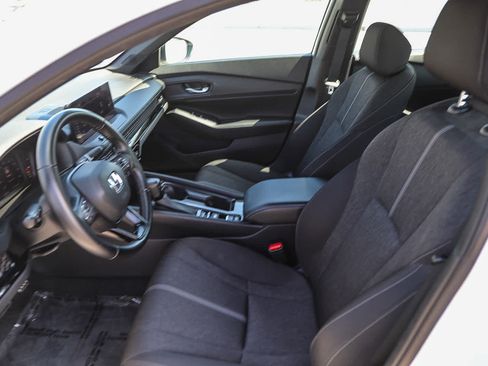 Used 2023 Honda Accord Sport image 17