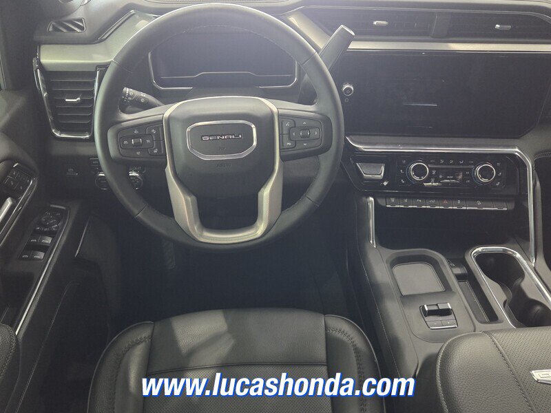 Used 2025 GMC Sierra 2500 Denali w/ Denali Reserve Package AWD/4WD image 9