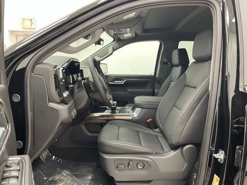 New 2026 Chevrolet Silverado 1500 RST image 9