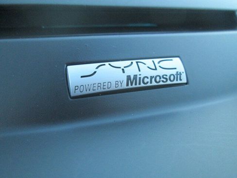 Used 2015 Ford Escape Titanium image 19