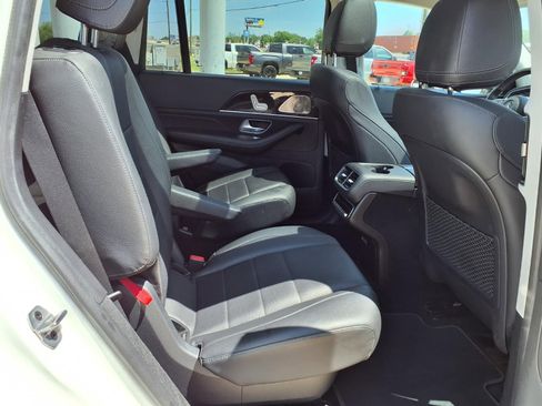 Used 2023 Mercedes-Benz GLS 450 4MATIC image 19