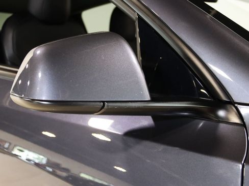 Used 2022 Tesla Model Y Long Range AWD/4WD image 10