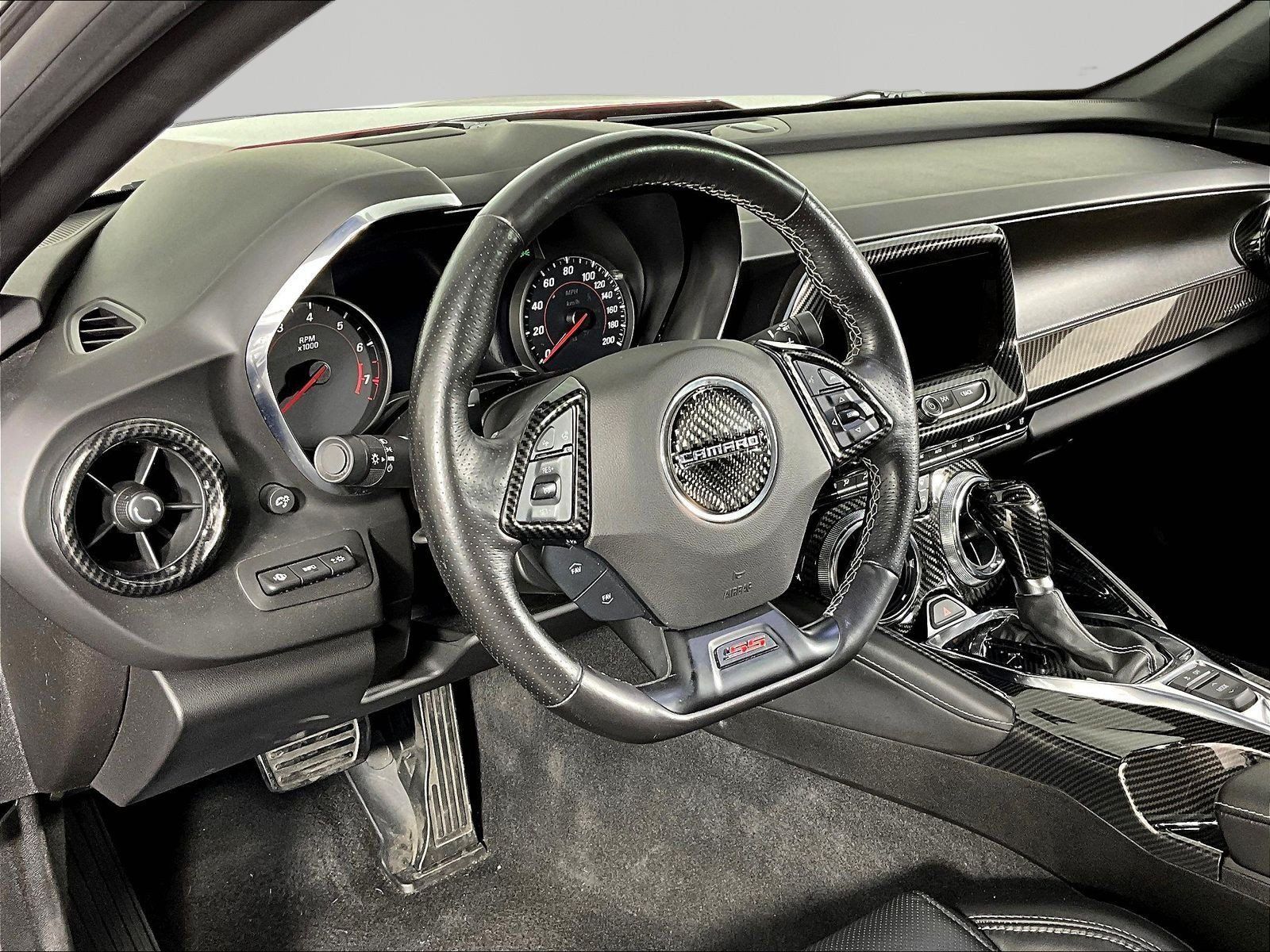 Used 2021 Chevrolet Camaro SS RWD image 13