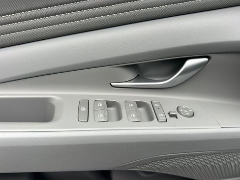 New 2026 Hyundai Elantra Sport image 8