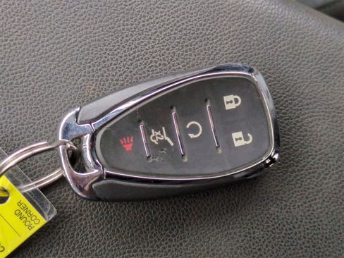 Used 2021 Chevrolet TrailBlazer ACTIV w/ Sun and Liftgate Package image 35