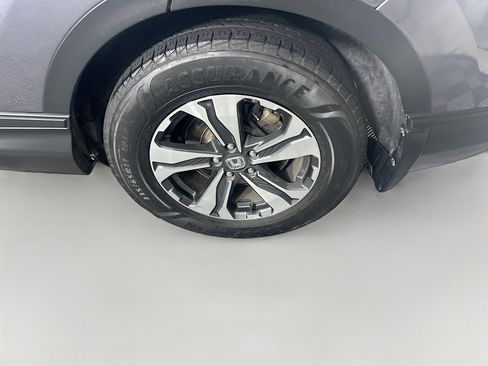 Used 2017 Honda CR-V LX image 11