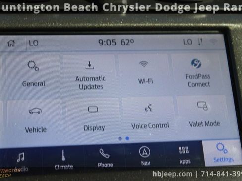 Used 2020 Ford Fusion SE image 26