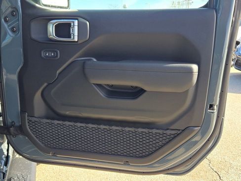 New 2025 Jeep Wrangler Sport S image 7