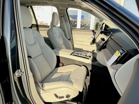 New 2026 Volvo XC90 B6 Ultra image 27