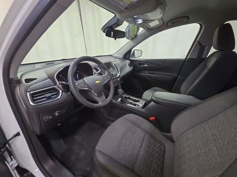 Used 2024 Chevrolet Equinox LT image 14