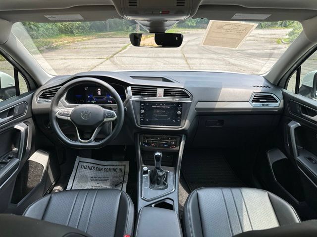 Used 2022 Volkswagen Tiguan SE FWD image 10
