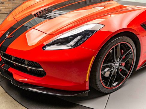 Used 2015 Chevrolet Corvette Stingray Coupe w/ 2LT Preferred Equipment Group image 23