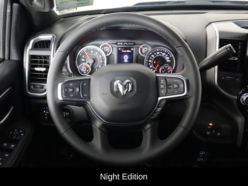 Used 2026 RAM 2500 Big Horn AWD/4WD image 7