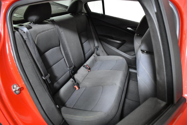 Used 2018 Chevrolet Cruze LS FWD image 23