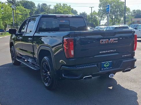 Certified 2021 GMC Sierra 1500 Denali w/ Technology Package AWD/4WD image 9