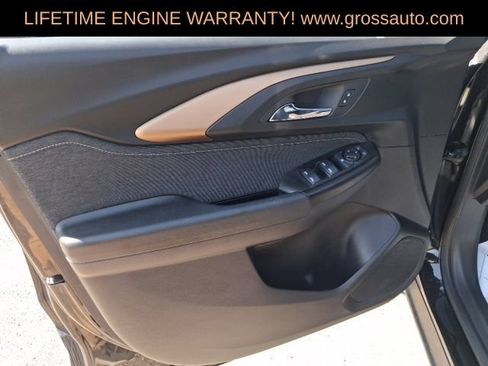 Used 2023 Chevrolet TrailBlazer ACTIV w/ Convenience Package AWD/4WD image 11