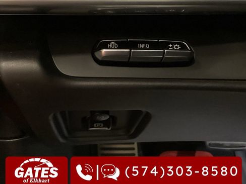 Used 2021 Chevrolet Corvette Stingray Premium Cpe w/ Z51 Performance Package image 27