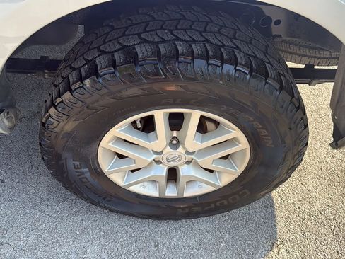 Used 2019 Nissan Frontier SV image 32