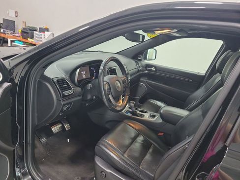Used 2019 Jeep Grand Cherokee High Altitude AWD/4WD image 30