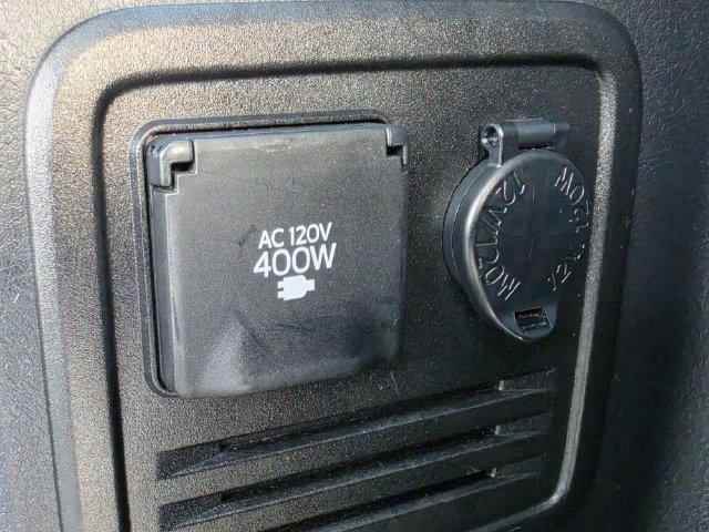 Used 2016 Toyota 4Runner Limited AWD/4WD image 19