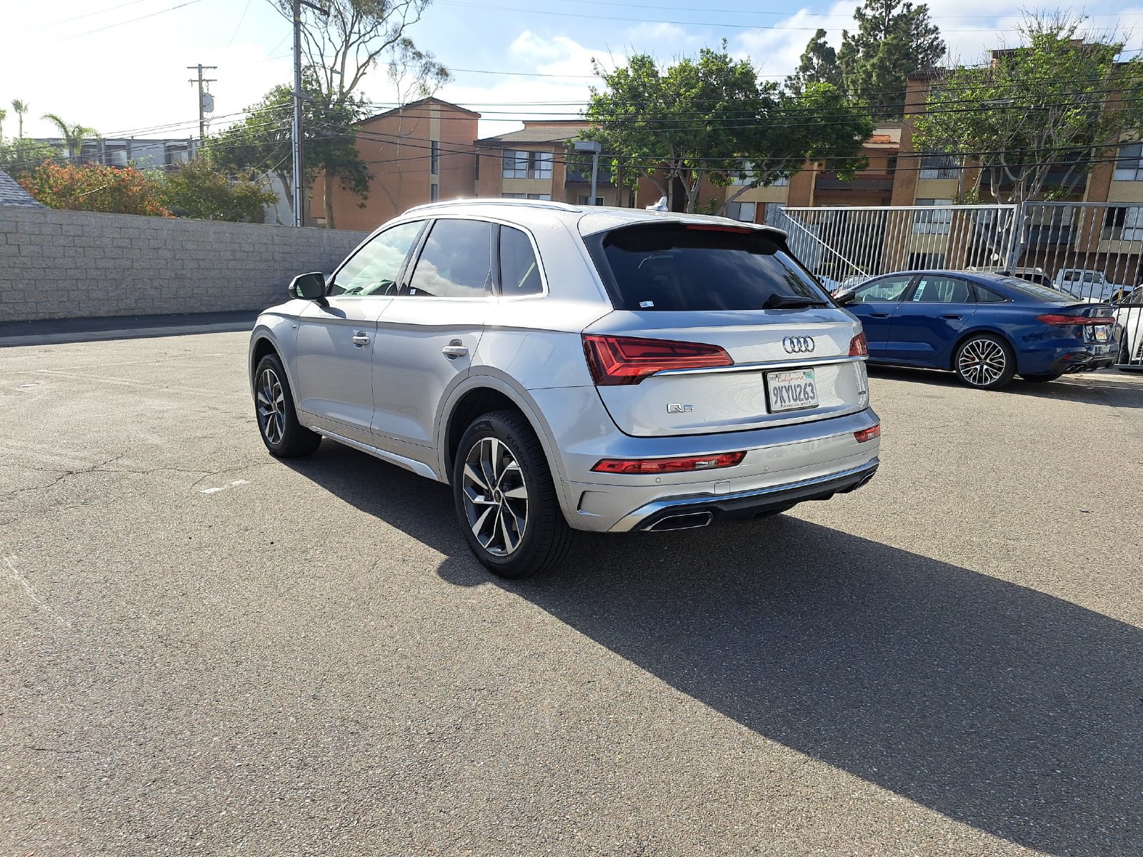 Used 2023 Audi Q5 2.0T Premium Plus w/ Premium Plus Package AWD/4WD image 7