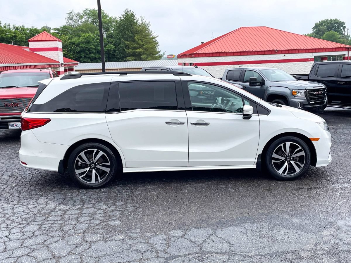 Used 2020 Honda Odyssey Elite image 4