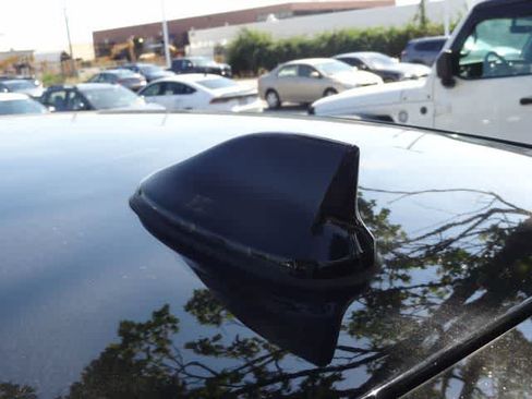 Used 2025 Nissan Versa SV FWD image 16