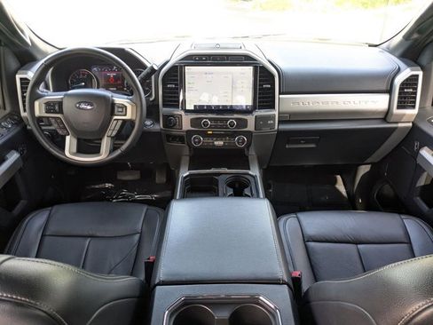 Used 2022 Ford F250 Lariat w/ Lariat Ultimate Package AWD/4WD image 15