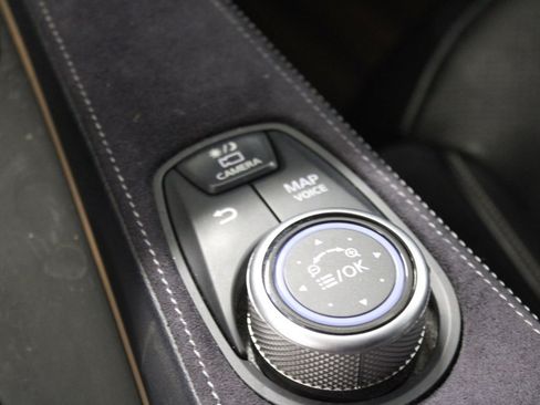 Used 2019 INFINITI QX50 Essential w/ Sensory Package image 35