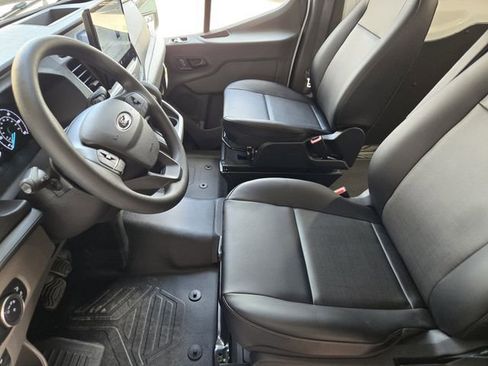 New 2025 Ford Transit 250 Low Roof image 10