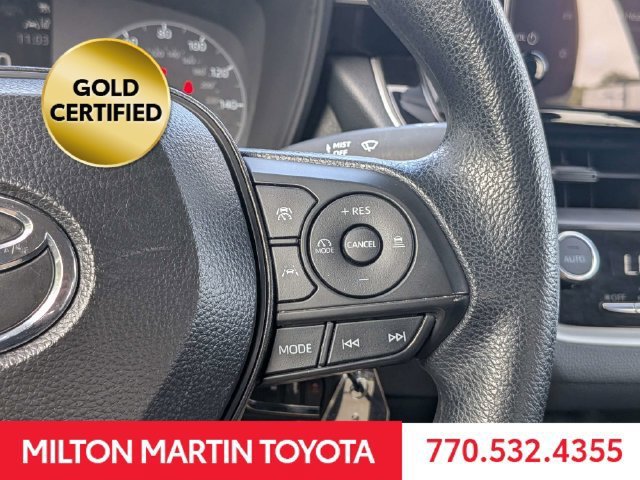 Used 2025 Toyota Corolla LE FWD image 23