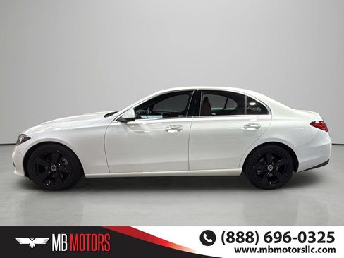 Used 2025 Mercedes-Benz C 300 4MATIC Sedan image 2